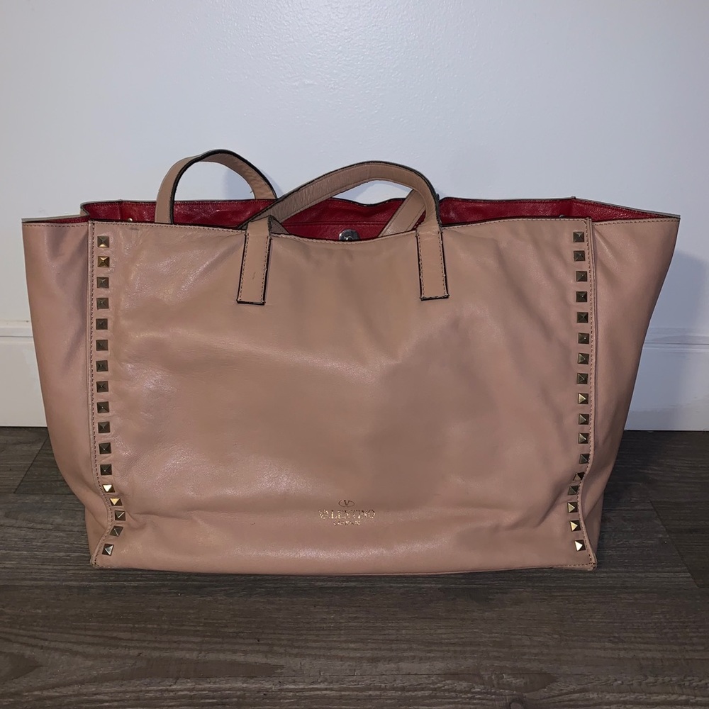 Valentino Garavani Rockstud Tote